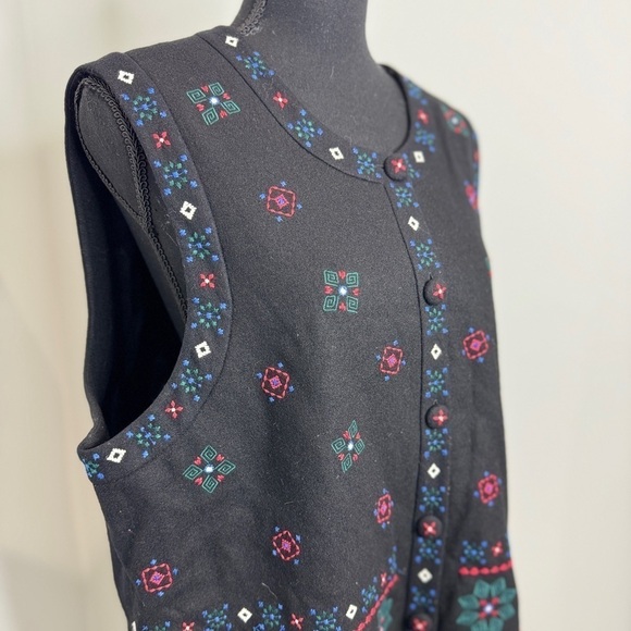 Talbots Vintage Wool Blend Button Up Embroidered Holiday Vest - Picture 6 of 8